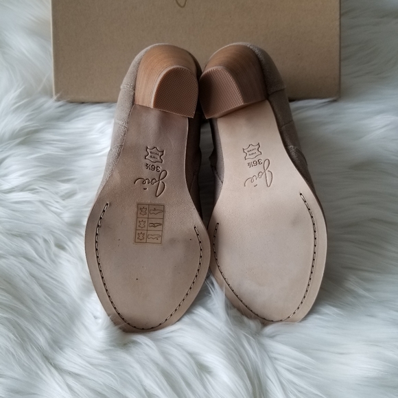 SOLD - Joie Dalton Suede Booties Sz 36.5 - Picture 13 of 15